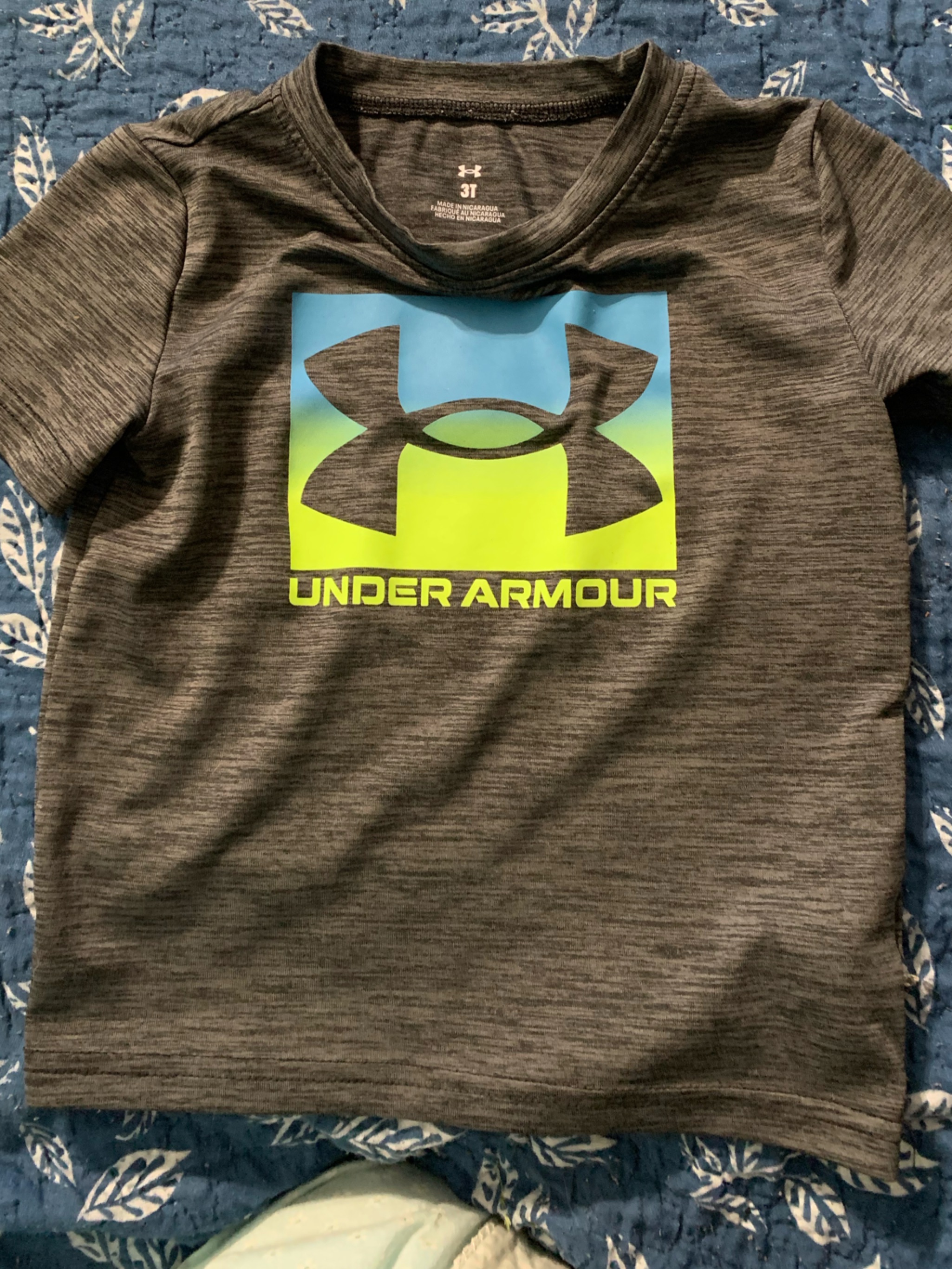 Under Armour Gray Tee With Blue And Neon Green Logo Sz 3t